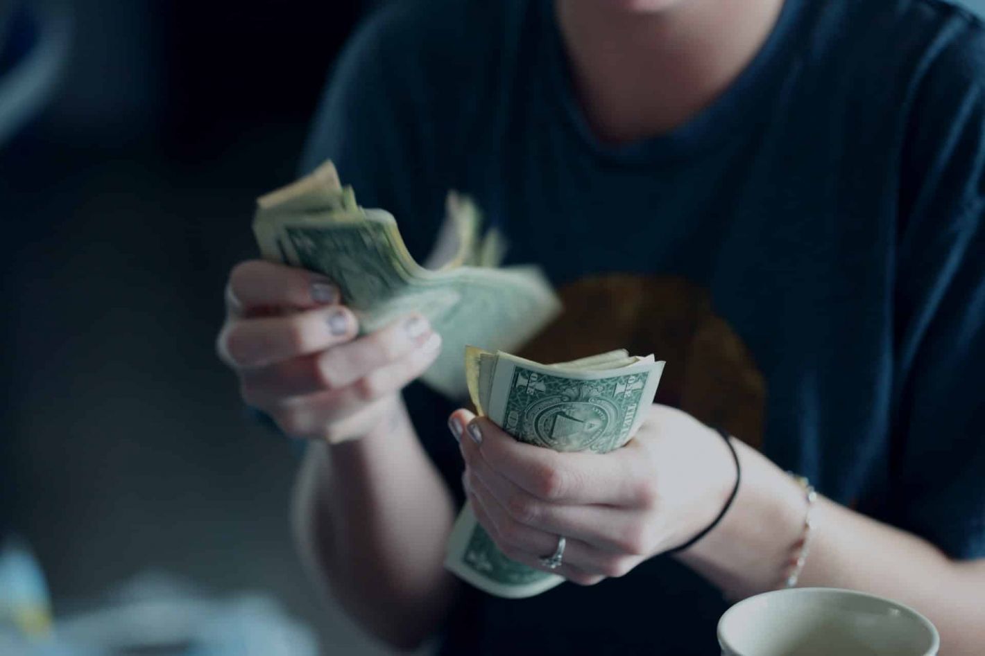 7 Money Moves to Make in Your 20s to Promote Long-Term Success